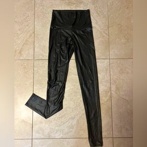 Black legging- Cherish- size S